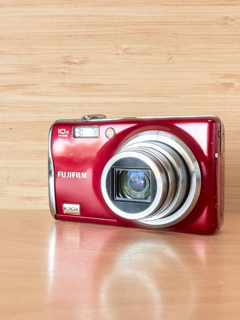 Fujifilm FinePix F80EXR 12MP Red Digital Camera, 10x Optical Zoom
